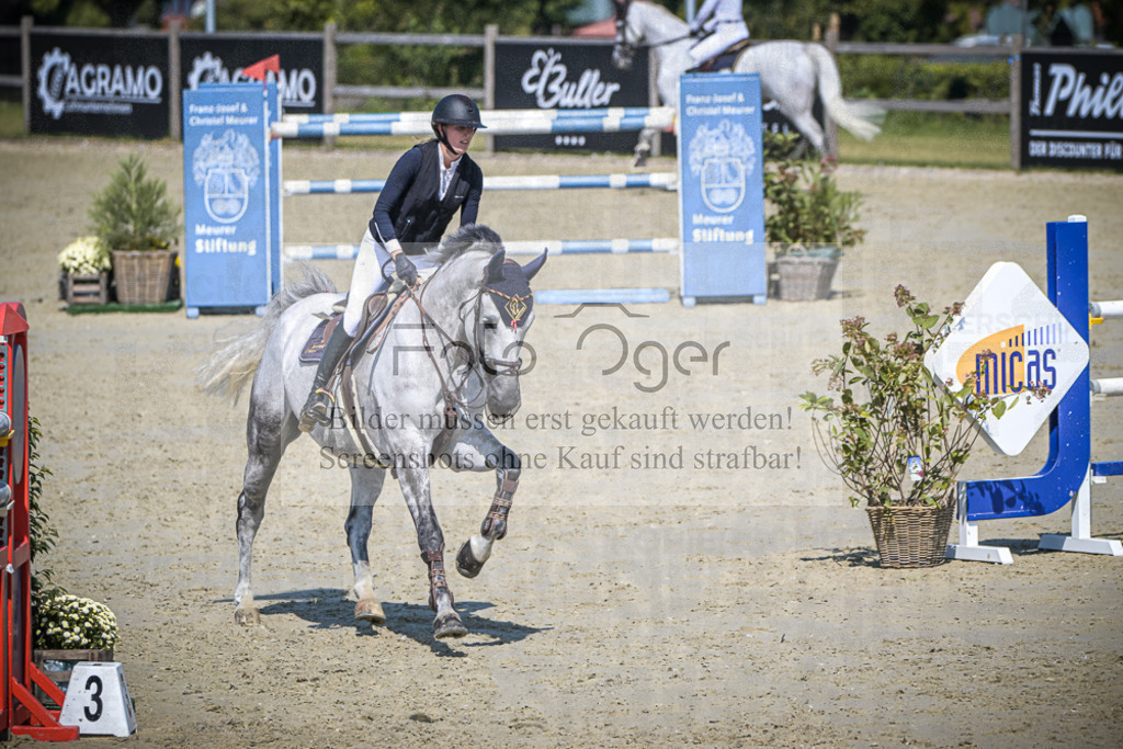 DOS_2253 | Entdecke hochwertige Reitturnierfotos von Foto Oger. Professionell, emotional und authentisch – jetzt Lieblingsmomente im Shop bestellen.Deutschlandweite Turnierfotografie. - Realisiert mit Pictrs.com