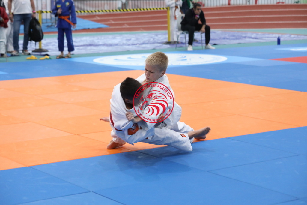 1J7A2331 | Fotos vom Adler Cup - Pictures from Adler Cup

Hier findet Ihr alle Eindrücke und großen Momente der Adler Cup Wochenenden. Here you will find all impressions and great moments of the Adler Cup weekends. - Realisiert mit Pictrs.com