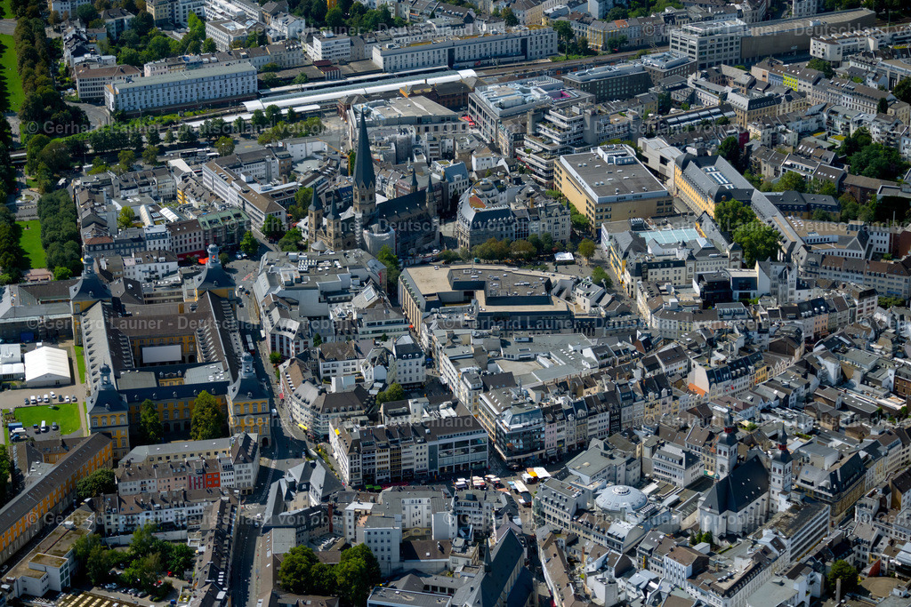 4048382 | Online-Shop für Luftbilder aus Deutschland. Seit über 45 Jahren baut Gerhard Launer das Luftbildarchiv mit unterschiedlichsten Themen stetig weiter aus.