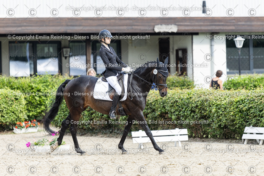 CL5A6105-2 | Emilia Reinking Fotografie - Realisiert mit Pictrs.com