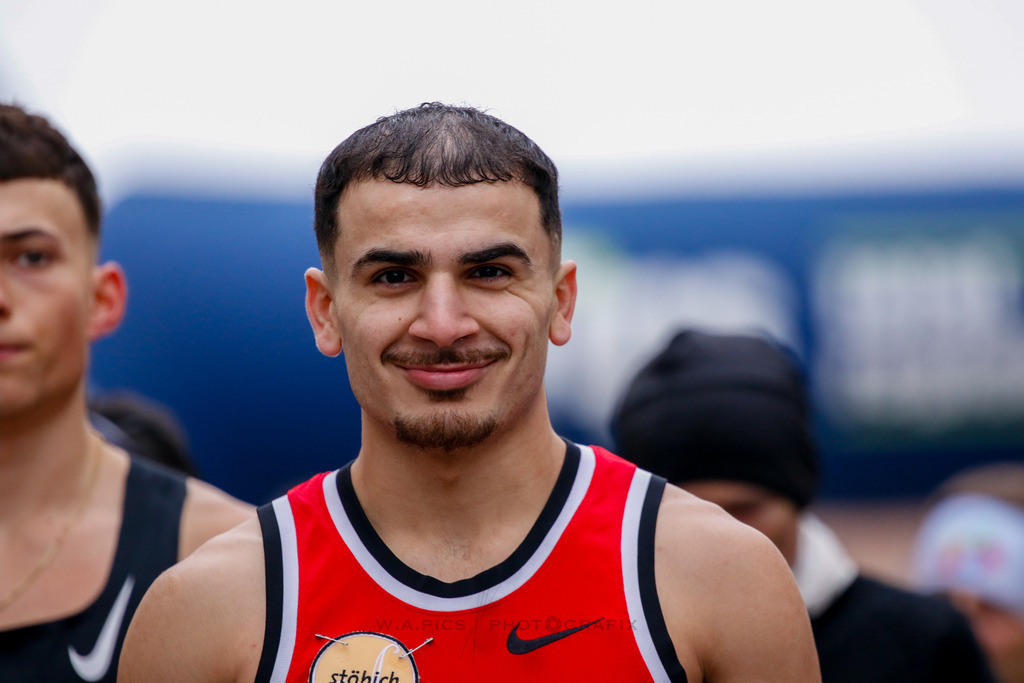 AW_20231231awmac7076 | WELS, 31.12.2023, Sparkasse Silvesterlauf Wels 2023 , Image shows: Photo: WAPICS / Andreas Willdoner