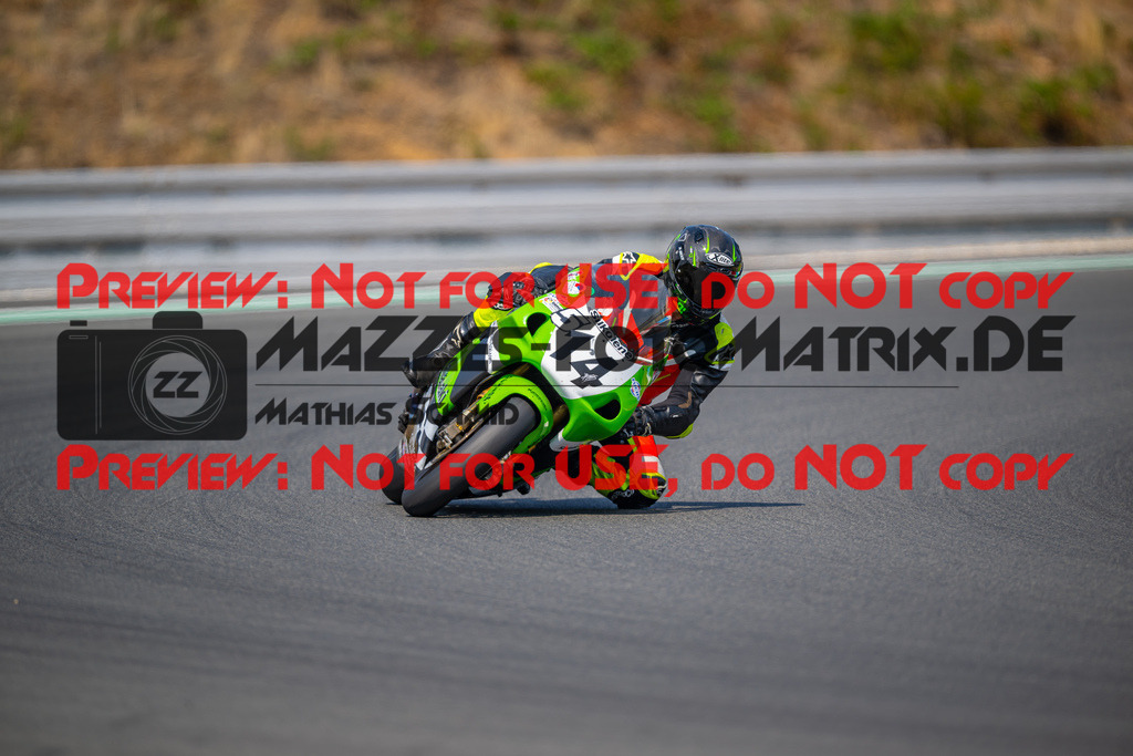 MaZZes-Fotomatrix-20260805-528344 | OPEN