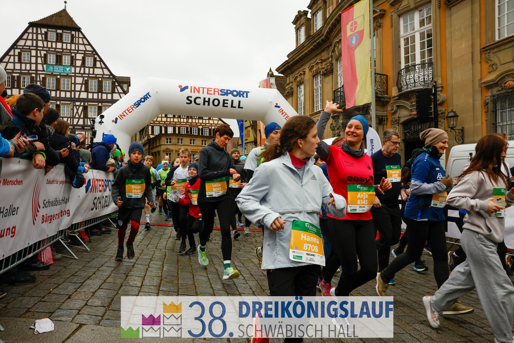 5km Roewisch Wohnbau Cup | 3 Koenigslauf 2024 5km Roewisch Wohnbau Cup - Realisiert mit Pictrs.com