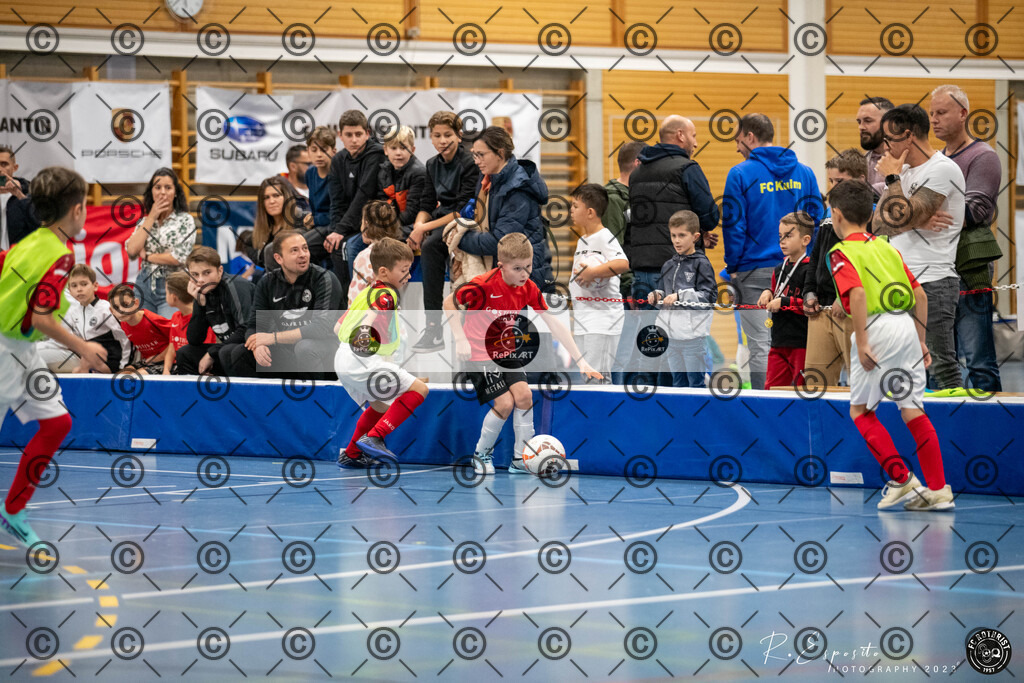20231126_FCR_Hallenturnier_F1_027 | Sport und Naturfotografie von Roberto Esposito zeigt echte Momente Bewegung und die Schönheit der Natur. Ausdrucksstarke Bilder schaffen Emotionen.