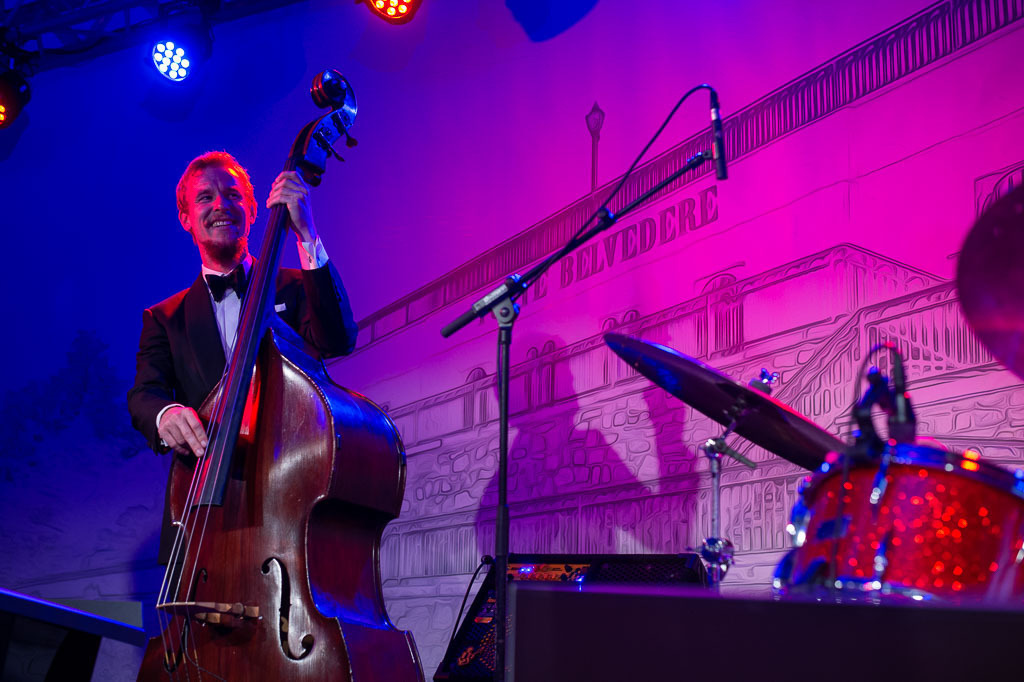 Tom Gaebel & His Trio | Tom Gaebel & His Trio im Forte Belvedere Leisnig zum Festival Hallo Leisnig 2022. - Realisiert mit Pictrs.com