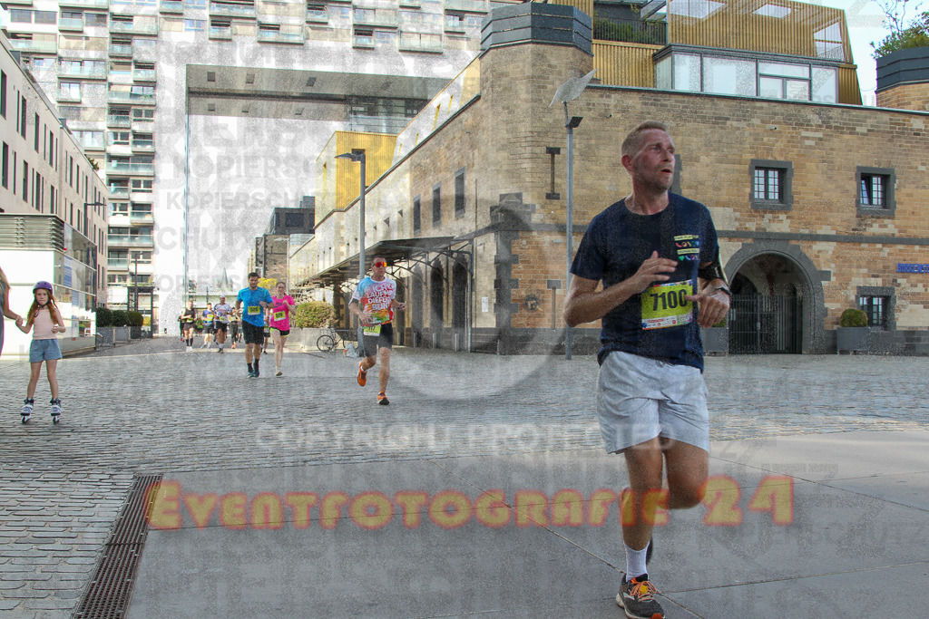 250920_1454_EV4_7515 | Sportfotografie im Rhein-Sieg Kreis, Köln, Bonn, NRW, Rheinland Pfalz, Hessen, etc. Unser Tätigkeitsfeld umfasst den Laufsport vom Volkslauf über den Marathon, Duathlon, Triathon bis zum Ultralauf wie Kölnpfad Ultra oder Schindertrail.