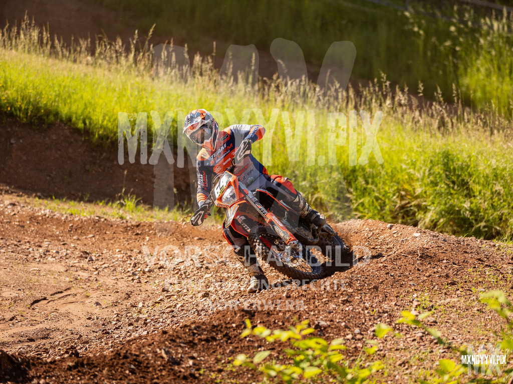 866A0752 | mxndyyvipix