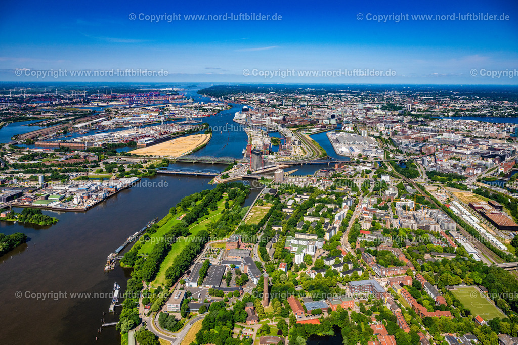 Hamburg_Rothenburgsort_Entenwerder_Baakenhafen_Hafencity_ELS_0268200625 | HAMBURG 16.06.2025 Parkanlage " Elbpark " im Ortsteil Rothenburgsort in Hamburg, Deutschland. // Park of " Elbpark " in the district Rothenburgsort in Hamburg, Germany. Foto: Martin Elsen