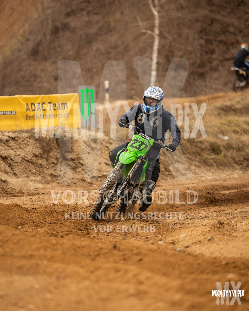 866A1172 | mxndyyvipix