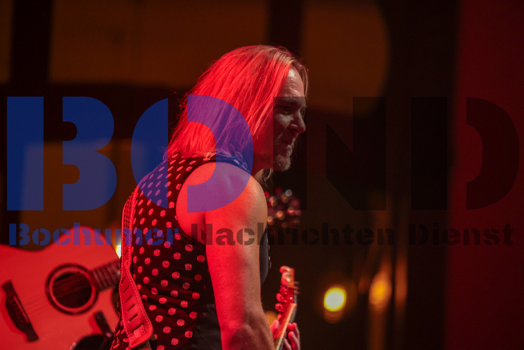 SES_DIODOR20250912-12 | bond - Realisiert mit Pictrs.com