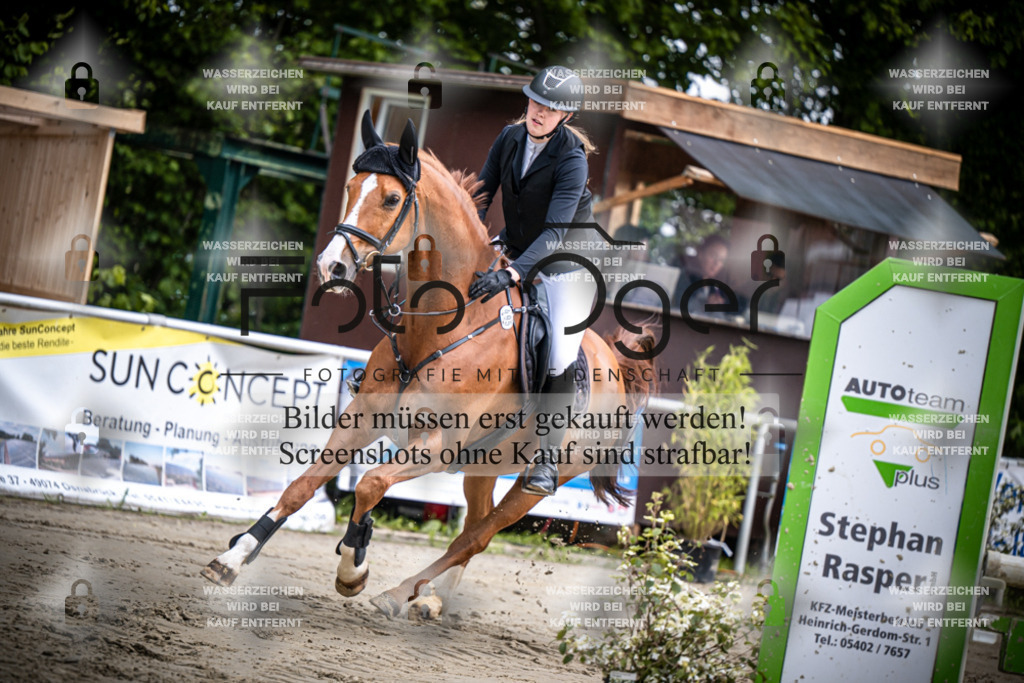 DOS_0202 | Reitturnier Venne - Realisiert mit Pictrs.com
