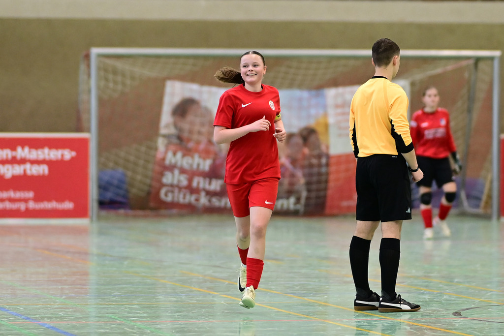 Fußball I Juniorinnen I Saison 2025-2026 I Hallenmasters U15+U17 | Der Sportfotograf. - Realisiert mit Pictrs.com