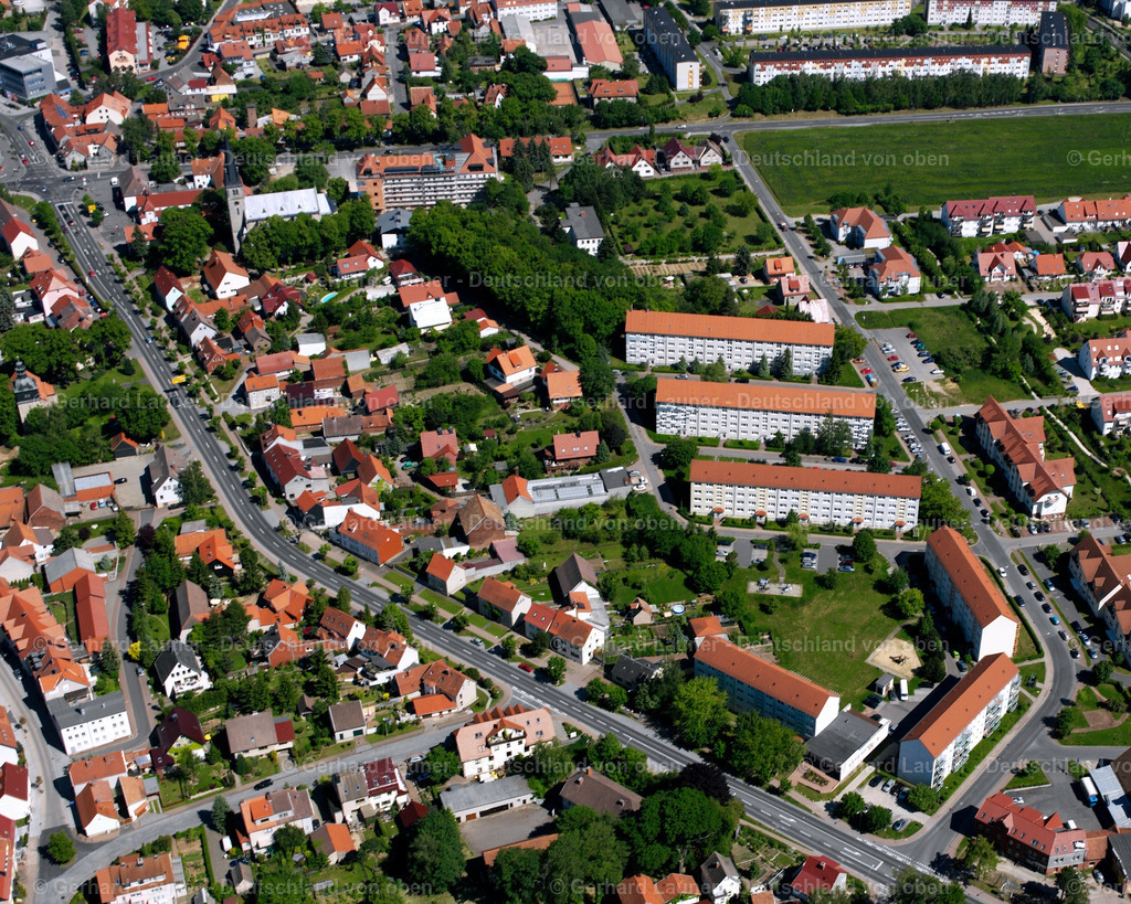 2634480 | LEINEFELDE 09.06.2006 Wohngebiet einer Reihenhaus- Siedlung an der  in Leinefelde im Bundesland Thüringen, Deutschland // Residential area a row house settlement  in Leinefelde in the state Thuringia, Germany Foto: Gerhard Launer