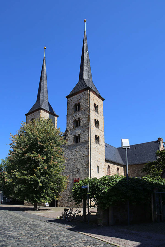 Grimma - Frauenkirche | Entdecke über 20 Kategorien Leipzig-Motive: Foto-Downloads, hochwertige Poster, Leinwand- & Fine-Art-Prints. Jetzt Lieblingsfoto im Bildlexikon Leipzig Shop bestellen!