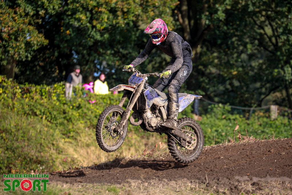 OpenTrack2024_Sonntag_Hobbyfahrer_148 | Bildergalerie von Sport-Ereignissen aber auch von weiteren spannenden Dingen - nicht nur vom Niederrhein. In Anlehnung an den bekannten Spruch von Hanns Dieter Hüsch heißt das Motto: "Niederrhein ist überall".  - Realisiert mit Pictrs.com