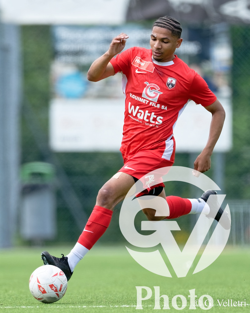 Promotion League - FC Grand-Saconnex v FC Luzern U-21 | during the Promotion League game between FC Grand-Saconnex and FC Luzern U-21 at Stade du Blanché in Grand-Saconnex, Switzerland