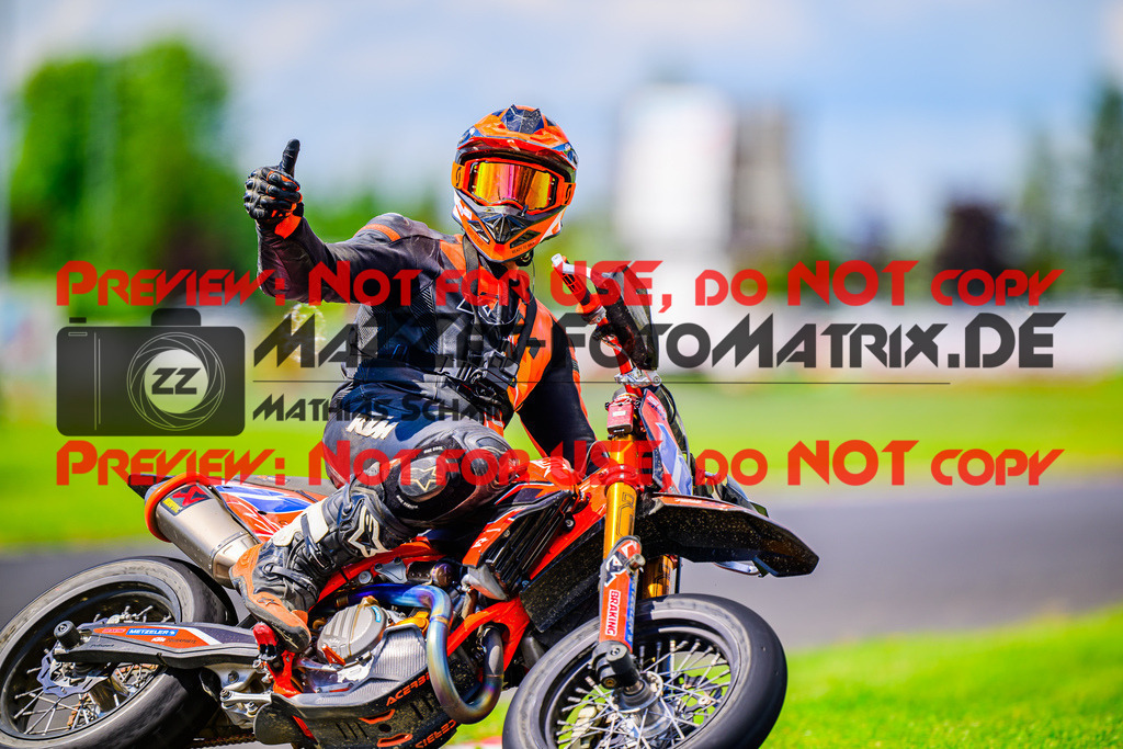 MaZZes_FotoMatrix_240714_6007705_4025 | S3