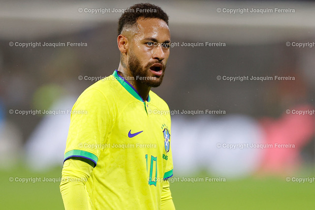 220923bravsgha_0480 | Frankreich Le Havre, 23.09.2022 xabx Nationalteams Freundschaftsspiel Brasilien – Ghana v.l.,Neymar Junior (Brazil), enttäuscht, enttäuscht schauend, dissapointed, traurig, frustriert, frust, gefrustet - Realisiert mit Pictrs.com