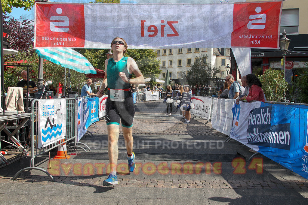 250824_1237_EV4_9322 | Sportfotografie im Rhein-Sieg Kreis, Köln, Bonn, NRW, Rheinland Pfalz, Hessen, etc. Unser Tätigkeitsfeld umfasst den Laufsport vom Volkslauf über den Marathon, Duathlon, Triathon bis zum Ultralauf wie Kölnpfad Ultra oder Schindertrail.