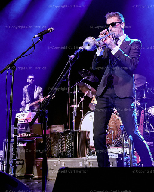 DSC_7085_3 | High End Portraits. Einzelportrait Paarportrait Gruppenportrait Künstlerportrait Bandportzait Bühnenfotografie Fashion Lifestyle Urbanlife  - Realisiert mit Pictrs.com