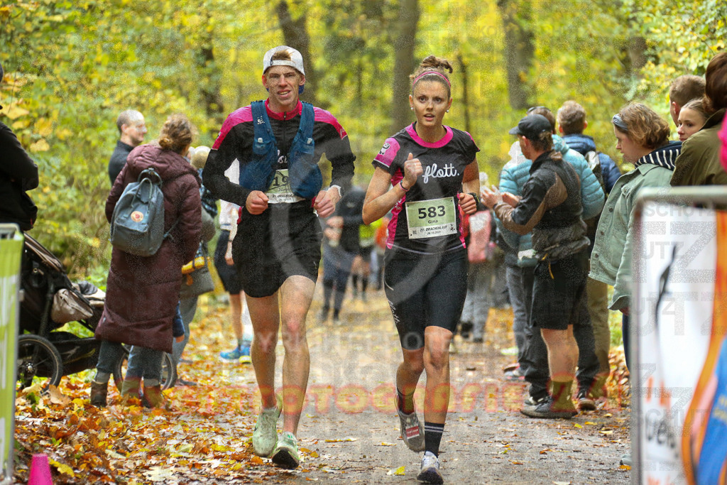 251026_1300_EX1_2196 | Sportfotografie im Rhein-Sieg Kreis, Köln, Bonn, NRW, Rheinland Pfalz, Hessen, etc. Unser Tätigkeitsfeld umfasst den Laufsport vom Volkslauf über den Marathon, Duathlon, Triathon bis zum Ultralauf wie Kölnpfad Ultra oder Schindertrail.