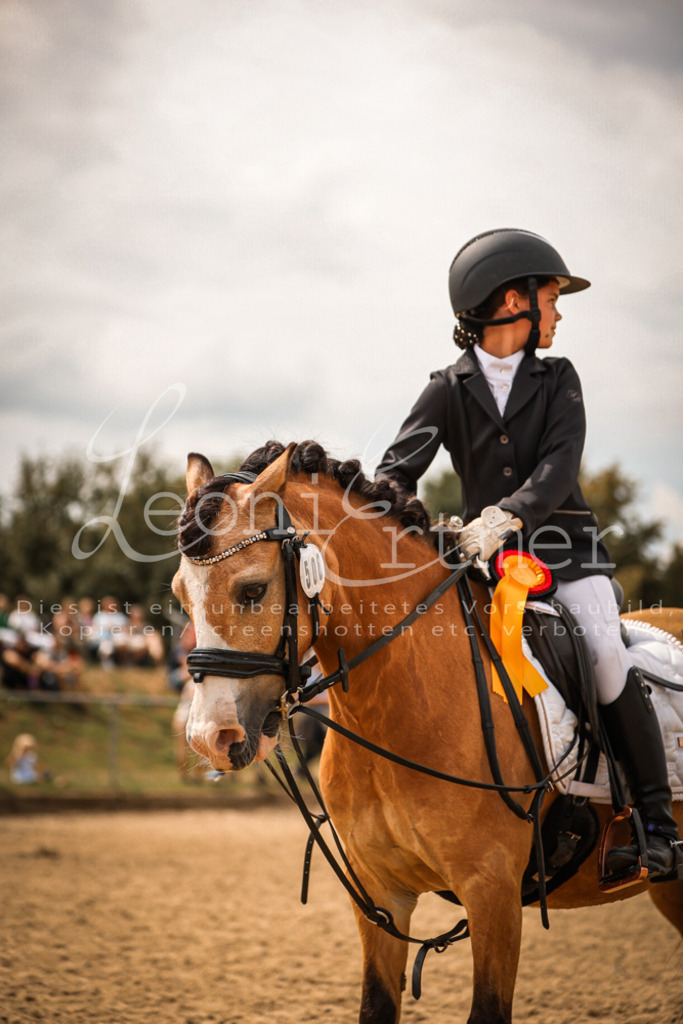 02.SoRWB00253 | Leoni Ertmer Photography - Realisiert mit Pictrs.com