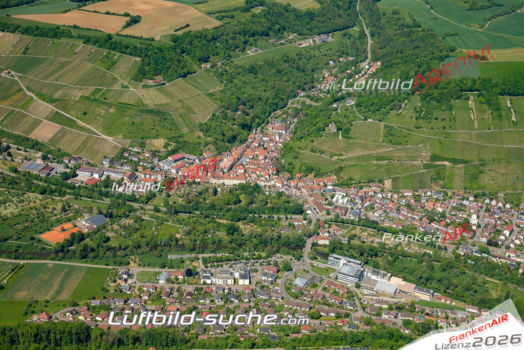 Luftaufnahme von Ingelfingen Vs Google Maps- Die Luftaufnahme wurde 2025 vom UL-Flugzeug heraus erstellt ( keine Drohne ) - Hochauflösende Luftaufnahme - für professionelle Ausdrucke geeignet. Die Geschenkidee !Mit Lizenz und Bildrechte bestellbar