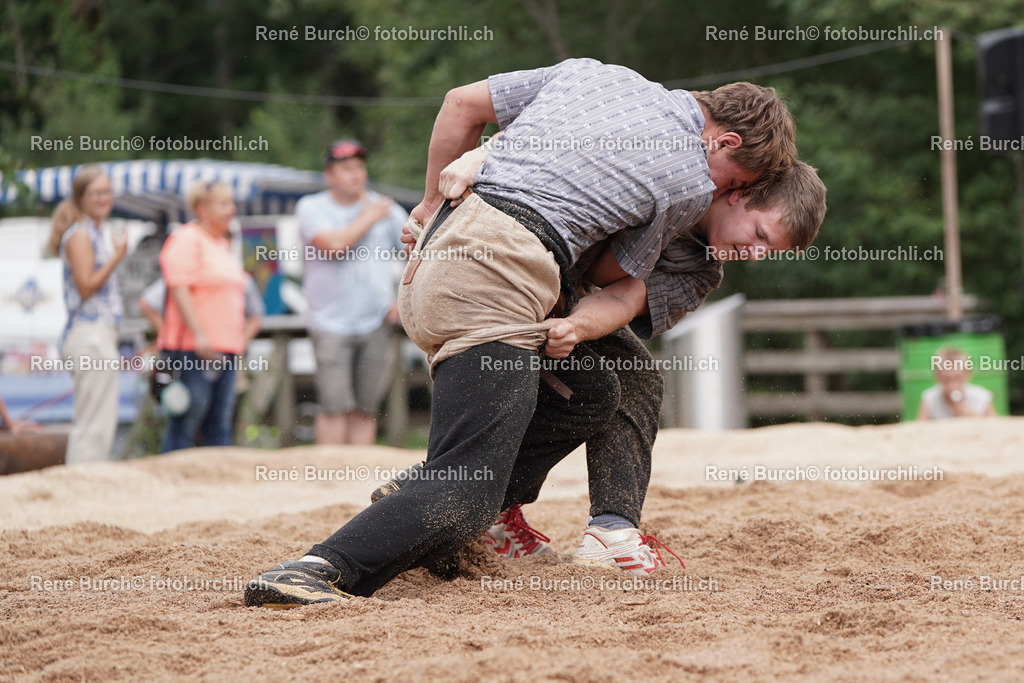 DSC09921-2 | René Burch leidenschaftlicher Fotograf aus Kerns in Obwalden.  Hier finden sie Sport, Landschaft und Natur Fotografie.
 - Realisiert mit Pictrs.com