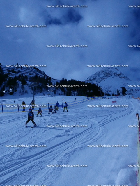Skirennen Gruppe Lissi_Sophia (4) | Photos von der Skischule Warth - Realisiert mit Pictrs.com
