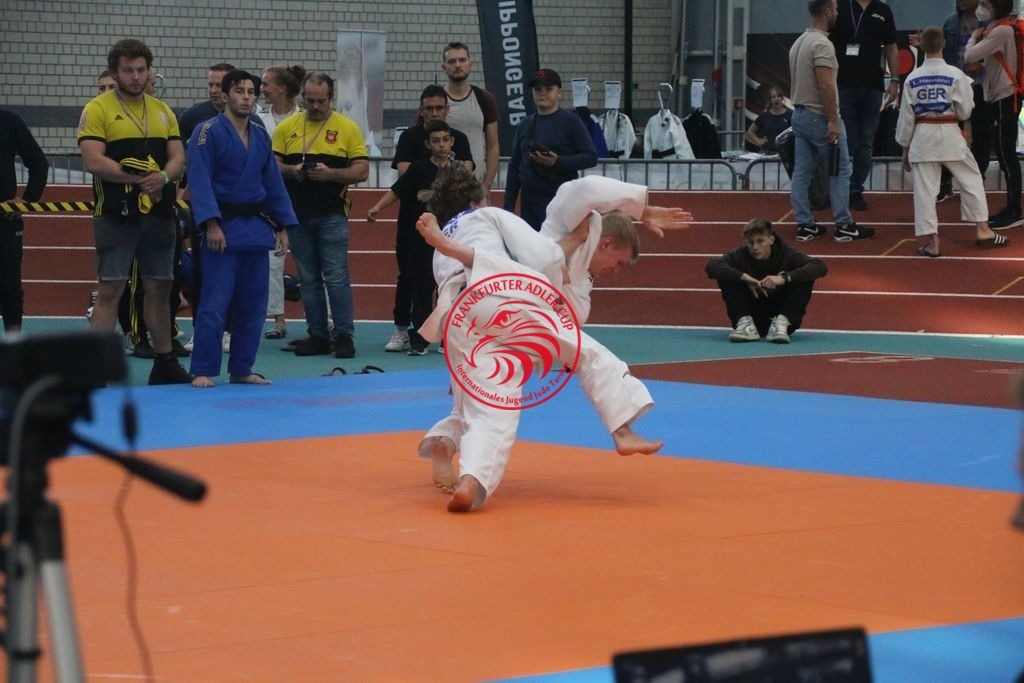 MSY-2022-10-30-7975 | Fotos vom Adler Cup - Pictures from Adler Cup

Hier findet Ihr alle Eindrücke und großen Momente der Adler Cup Wochenenden. Here you will find all impressions and great moments of the Adler Cup weekends. - Realisiert mit Pictrs.com