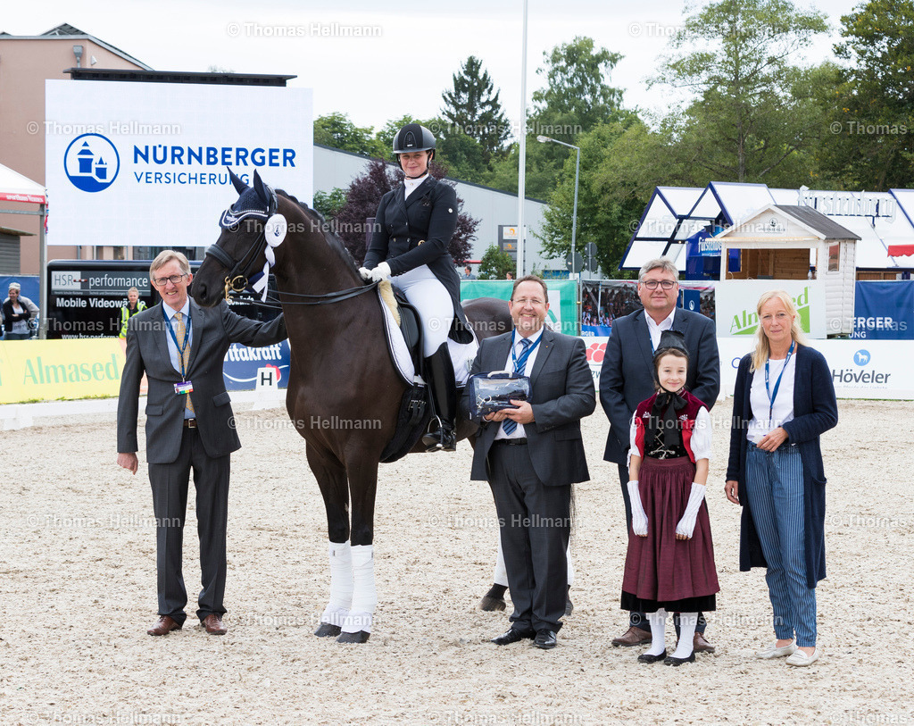 TH_Don Carismo (GER) Andrea Timpe_Nürnberger Burgpokal_1623 | CHI Donaueschingen 2019 am 17.08.19 in Donaueschingen, Donaueschinger Schlosspark, Thomas Hellmann, TH_Don Carismo (GER) Andrea Timpe_Nürnberger Burgpokal_1623