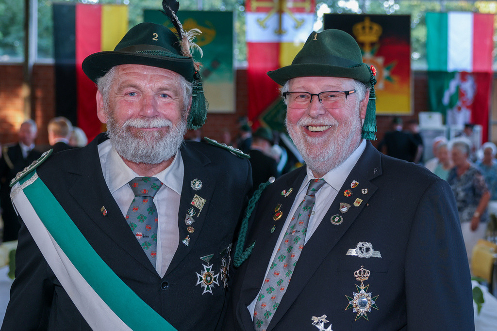 top-top.de-250704-250 | Foto, Video, Fotografie, Videografie, Fotobox, DJ, Discjockey, Musik, Musikbox, Veranstaltung, Photobooth, Amazon, Ebay, Buchtipp, Bestseller, Autor, Verlag, Buch, Wesel, Hamminkeln, NRW, Dinslaken, Rees, Drohne, Hochzeit, Party, Fotobox, Wesel, Fotograf