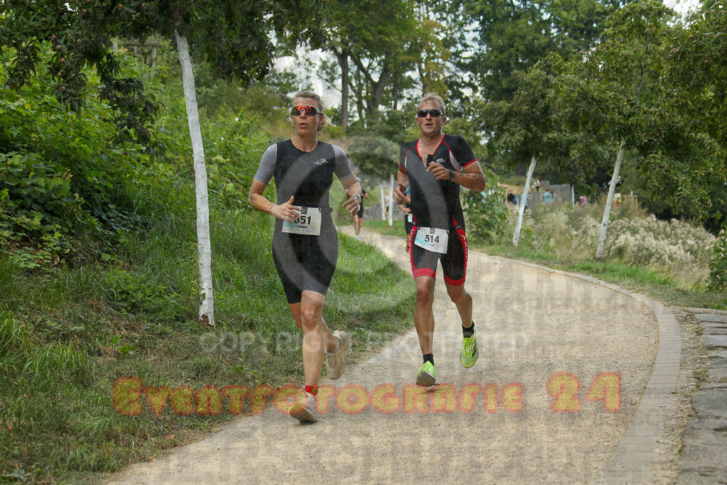 250824_1358_EX1_4476 | Sportfotografie im Rhein-Sieg Kreis, Köln, Bonn, NRW, Rheinland Pfalz, Hessen, etc. Unser Tätigkeitsfeld umfasst den Laufsport vom Volkslauf über den Marathon, Duathlon, Triathon bis zum Ultralauf wie Kölnpfad Ultra oder Schindertrail.