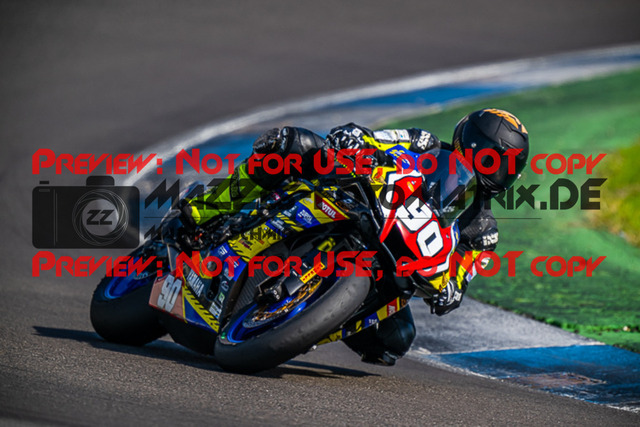 MaZZes_FotoMatrix_220923_3243 | PRO SUPERSTOCK