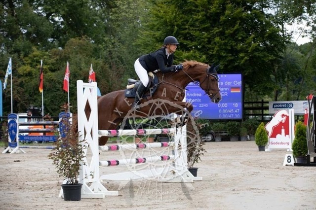 2B4A1555 | pixelfaenger - Realisiert mit Pictrs.com