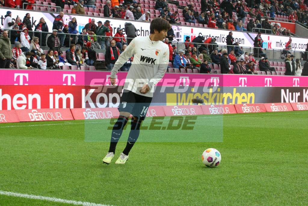 1. FC Köln - FC Augsburg | Masaya Okugawa - © Sportfoto-Sale (MK) - Realisiert mit Pictrs.com