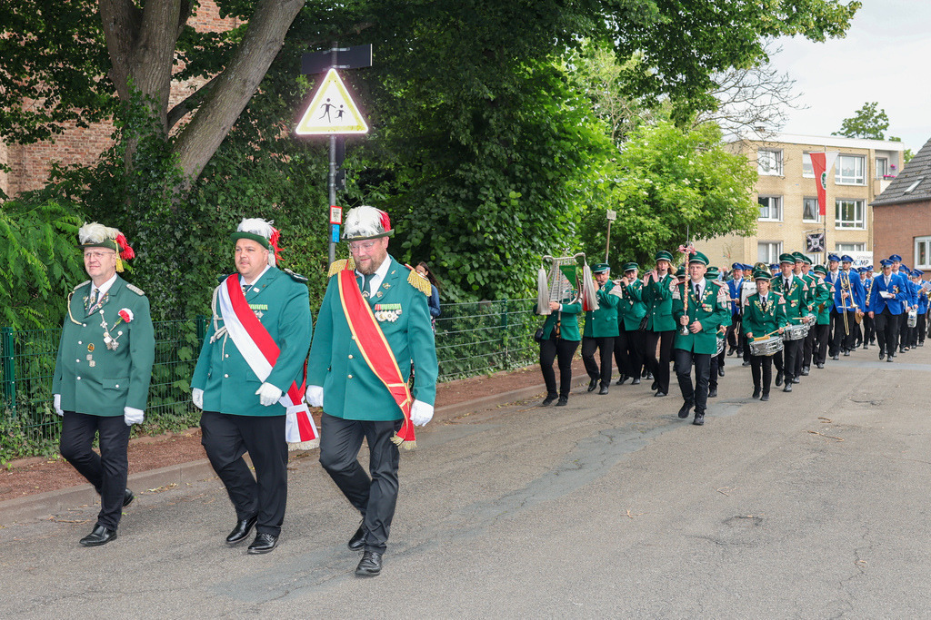 top-top.de-250601-057 | Foto, Video, Fotografie, Videografie, Fotobox, DJ, Discjockey, Musik, Musikbox, Veranstaltung, Photobooth, Amazon, Ebay, Buchtipp, Bestseller, Autor, Verlag, Buch, Wesel, Hamminkeln, NRW, Dinslaken, Rees, Drohne, Hochzeit, Party, Fotobox, Wesel, Fotograf