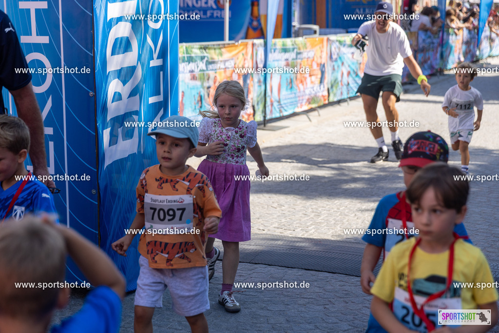 VJ__2970 | Stadtlauf Erding 2025 #stadtlauferding #erdingstadtlauf #stadtlauf_erding #laufmotivation #trisporterding #yourpictrs #sportshot_your_pictrs
