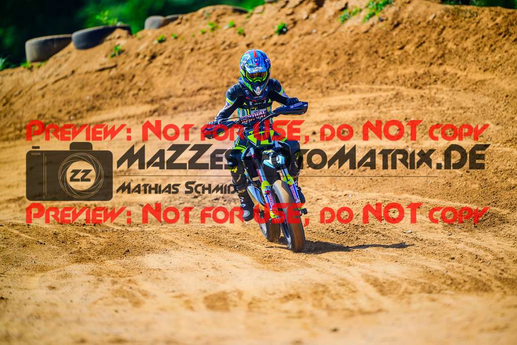 MaZZes_FotoMatrix_240511_6007705_1898 | ROOKIES