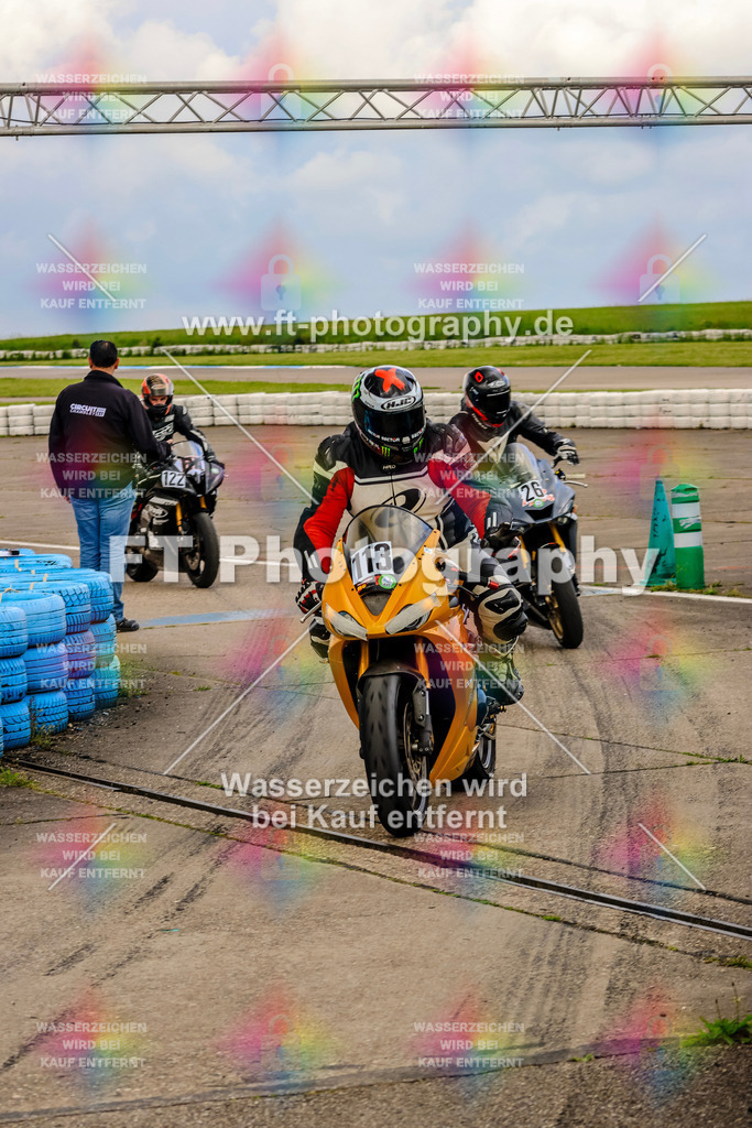 MotoTeam-9439 | Hier findet Ihr Bilder von Touristenfahrten auf der Nürburgring Nordschleife oder von anderen Veranstaltungen die ich besucht habe. Viel Spass beim Durch Schauen 