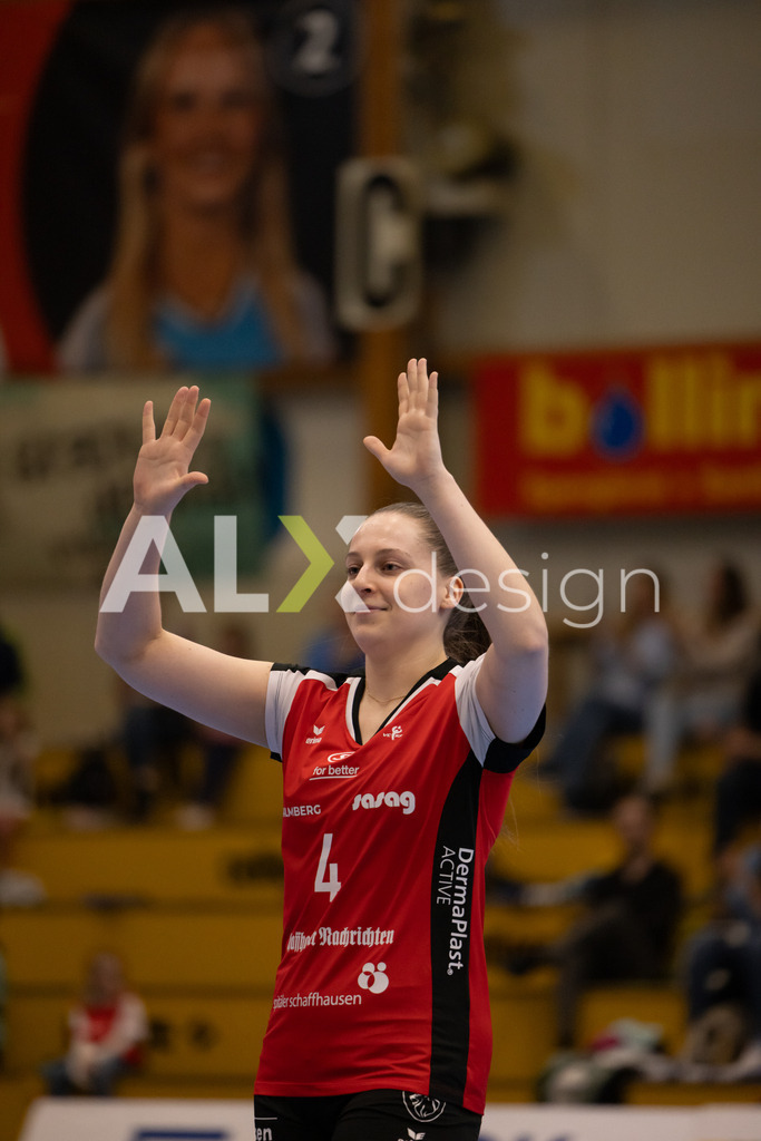 Volleyball I Frauen I Saison 2025-2026 I Volleyball NLA | Women I 1/2 Finals I  VC Kanti Schaffhausen - Sm'Aesch Pfeffingen I 07.03.2026 | 4 Laura Vermaas (NL) (VC Kanti Schaffhausen) - Mitte - Realisiert mit Pictrs.com