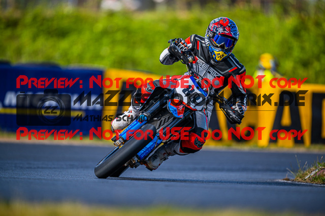 MaZZes_FotoMatrix_220528_4329 | Fotograf Mathias Schmid
Sportfotograf,
Eventfotograf,
Hochzeitsfotograf,
Portraitfotograf