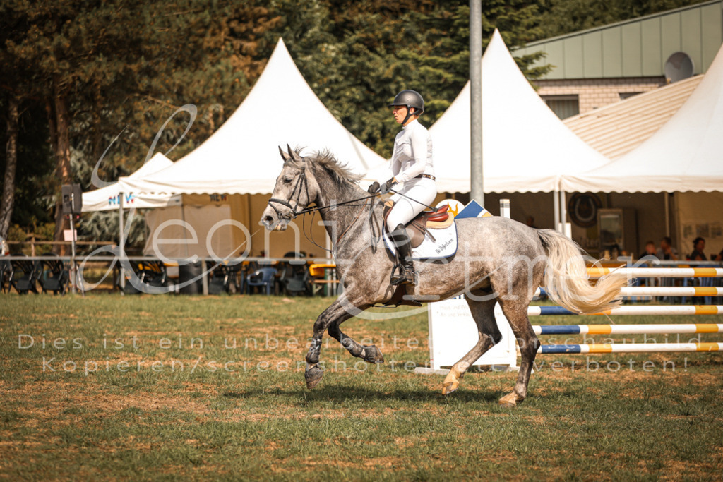 25.SaSpL00254 | Leoni Ertmer Photography - Realisiert mit Pictrs.com