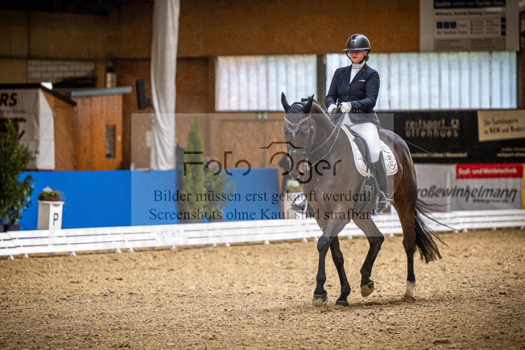 DOS_1474 | Entdecke hochwertige Reitturnierfotos von Foto Oger. Professionell, emotional und authentisch – jetzt Lieblingsmomente im Shop bestellen.Deutschlandweite Turnierfotografie. - Realisiert mit Pictrs.com