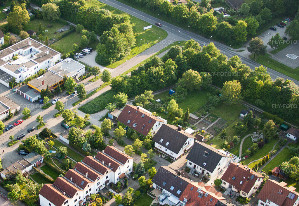 Luftbild: Durlach Aue im Ortsteil Durlach in Karlsruhe im Bundesland Baden-Württemberg in Deutschland. Foto: IMG_27438.jpg vom 23.05.2010 durch Werner Riehm/FLY-FOTO.de