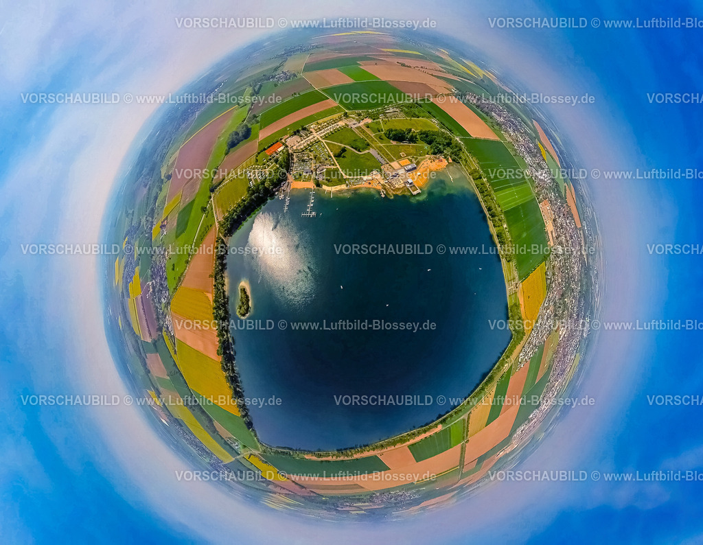 Zuelpich240590120SeeParkZuelpich | Luftbild, Zülpicher See, Wassersportsee und Seepark, Badestrand umgeben von Wiesen und Feldern, Erdkugel, Fisheye Aufnahme, Fischaugen Aufnahme, 360 Grad Aufnahme, tiny world, little planet, fisheye Bild, Zülpich, Nordrhein-Westfalen, Deutschland