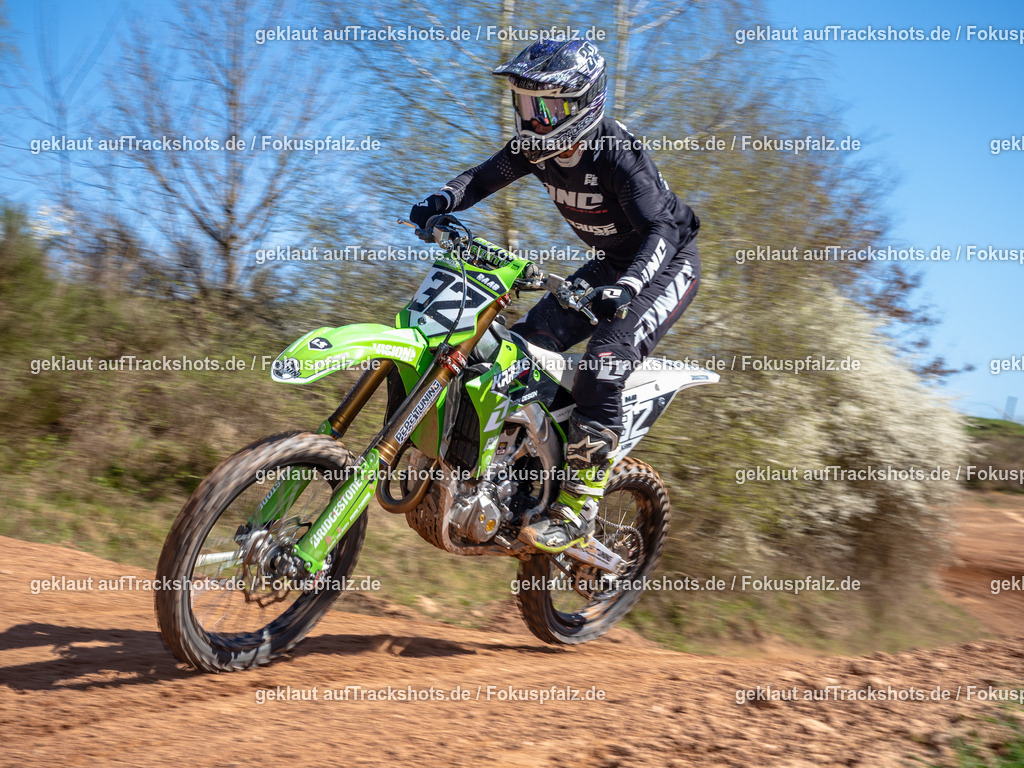 Schweyen040525-173 | Trackshots.de / Fokuspfalz.de - Realisiert mit Pictrs.com