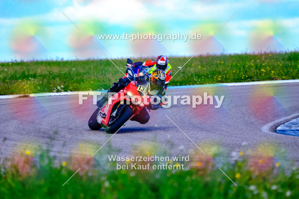 _OUR5442 | Hier findet Ihr Bilder von Touristenfahrten auf der Nürburgring Nordschleife oder von anderen Veranstaltungen die ich besucht habe. Viel Spass beim Durch Schauen 