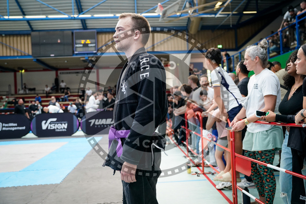 20250920PBB1951 | Athletes compete during the AJP Tour Hamburg International Jiu-Jitsu Championship, on September 20, 2025 in Hamburg, Germany. © Chiara Dazi / photoblackbelt