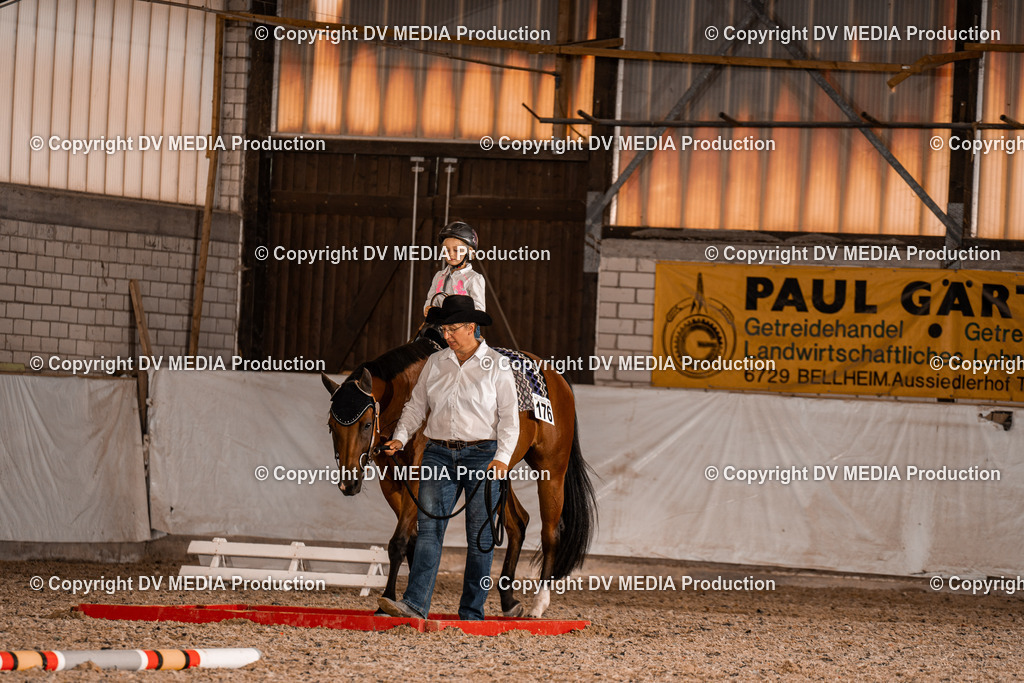 ZH300215 | dv-media-shop - Realisiert mit Pictrs.com